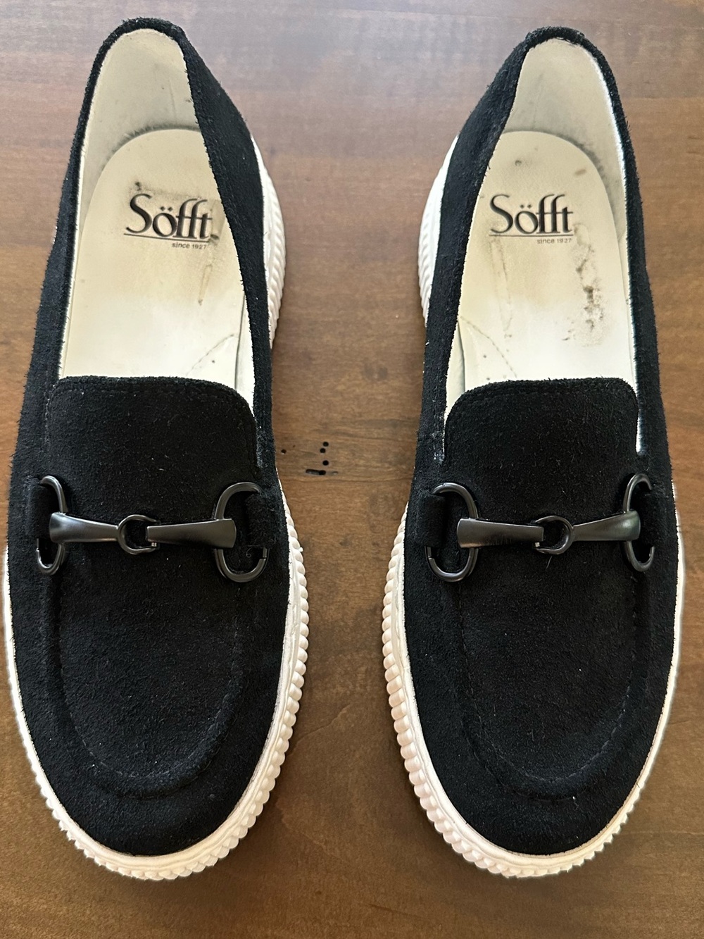Sofft Loafer Black Suede Fable Slip On Platform Loafer Shoe Chain Accent 7.5